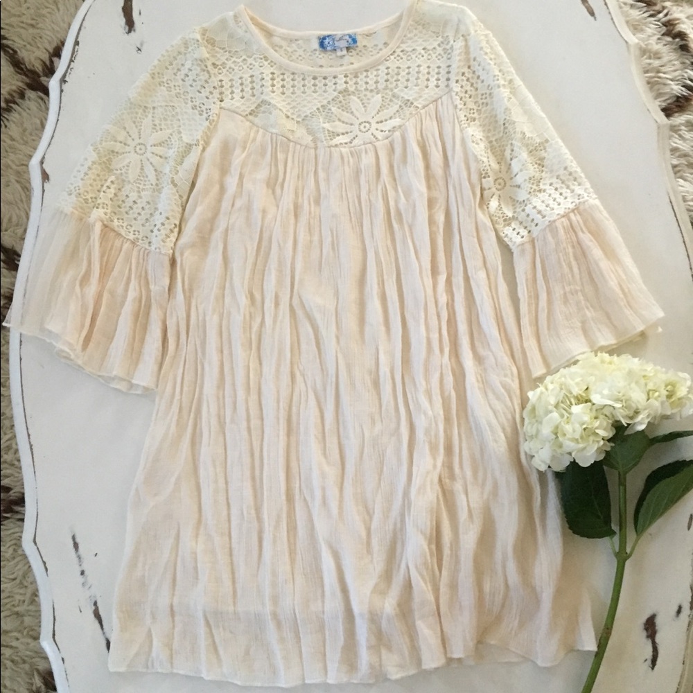 Vintage Crochet & Lace Tent Bell Sleeve Dress